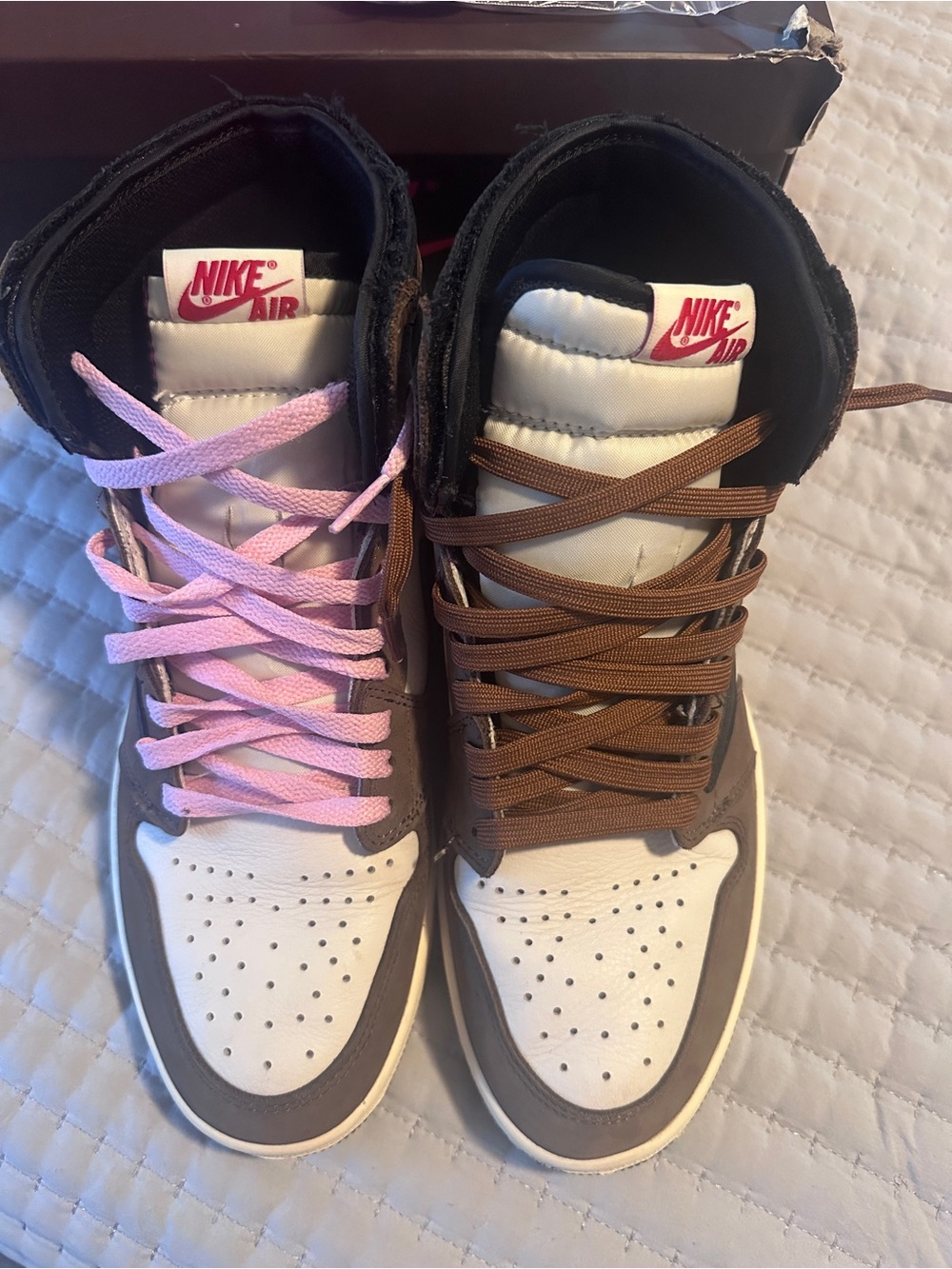Nike Air Jordan 1 - Men’s 9.5/ Womens 11 - Picture 4 of 7
